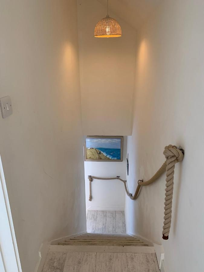 Вілла Little Karenza Is The Perfect Cornish Getaway Saint Anthony Екстер'єр фото